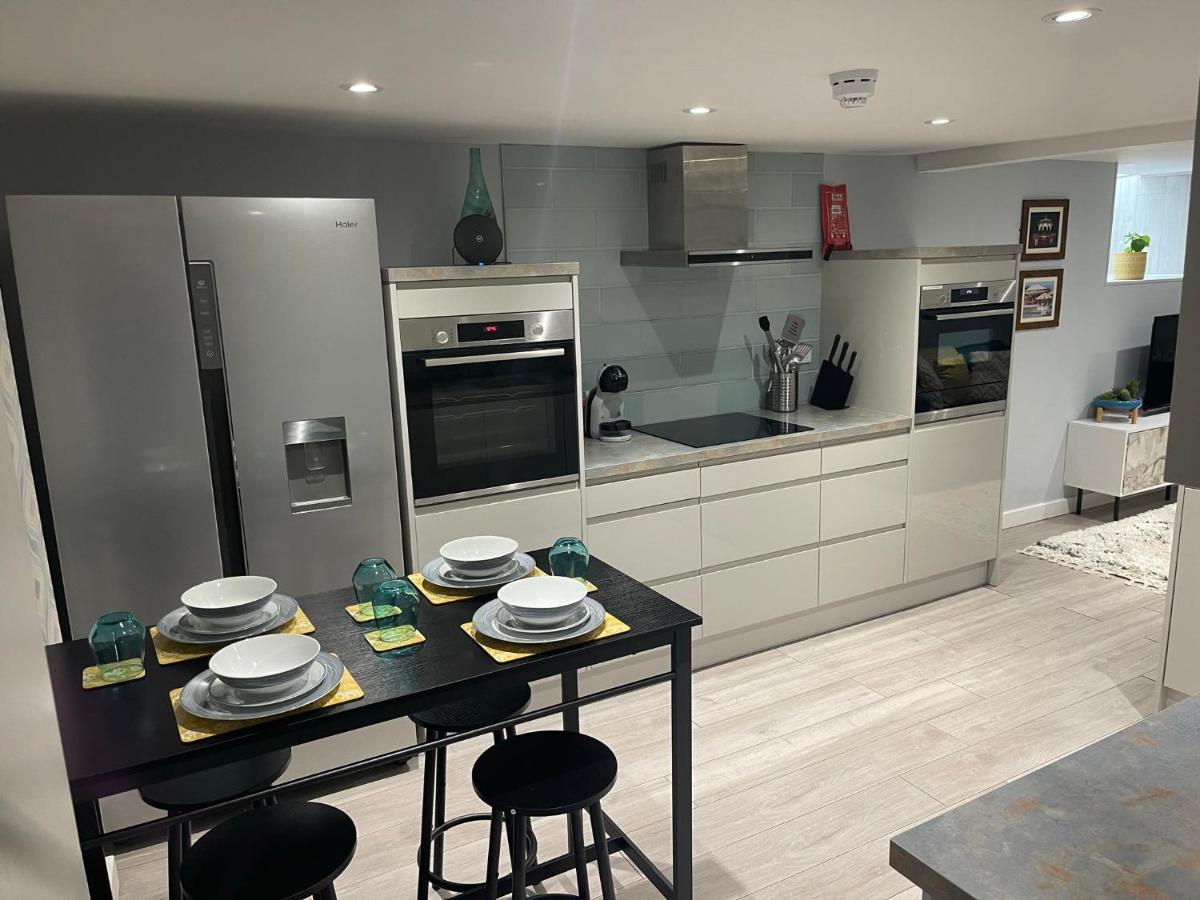 Entire 2 Bed Flat With Garden, Located Near Beach Apartamento Brighton Exterior foto